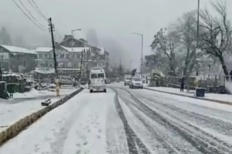 Traffic restored on Jammu-Srinagar NH