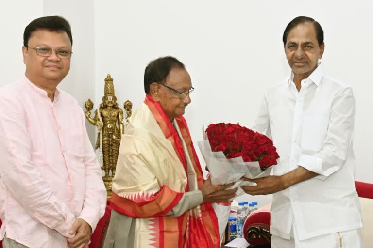 Former CM Gamang met CM KCR