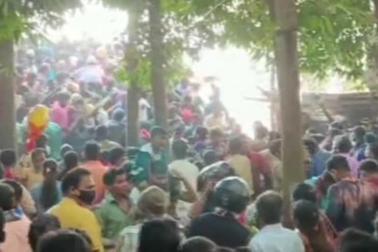 One feared dead, several injured in stampede during Makar Sankranti Mela on Gopinathpur-Badamba T Bridge