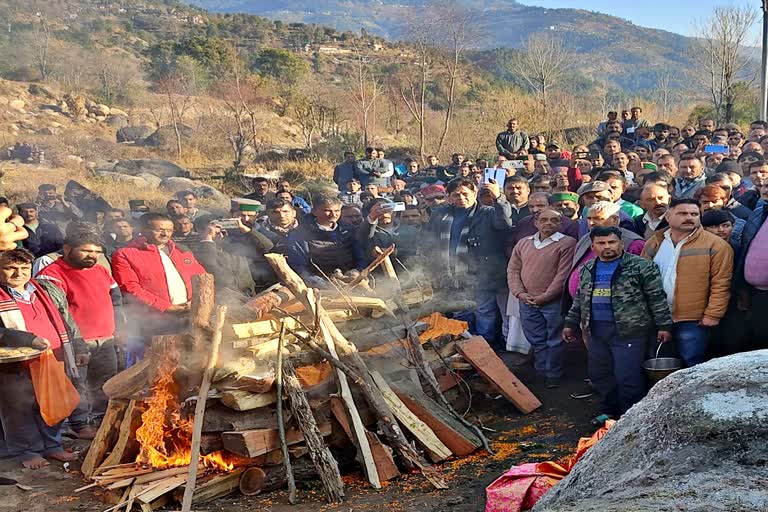 पंचतत्व में विलीन हुए पूर्व मंत्री मनसा राम