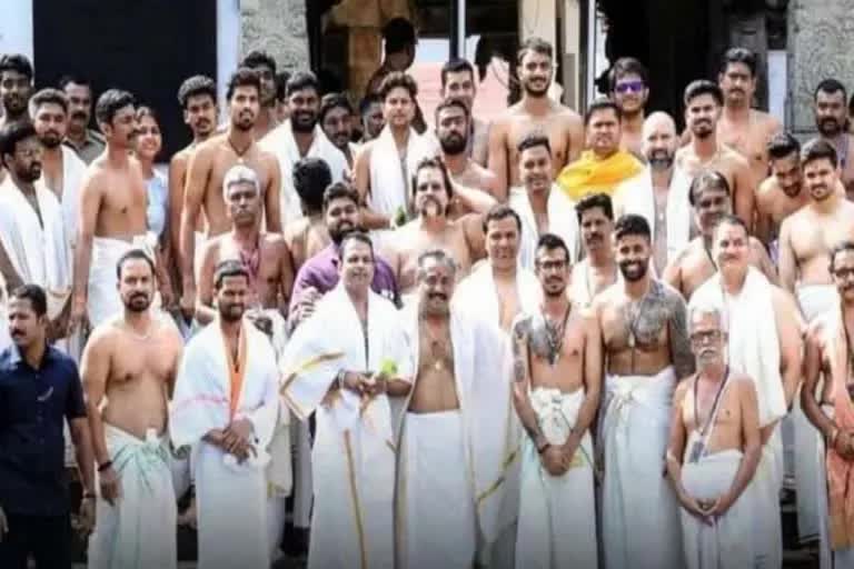 indian-cricketers-offer-prayers-at-padmanabhaswamy-temple-thiruvananthapuram-india-vs-sri-lanka-3rd-odi