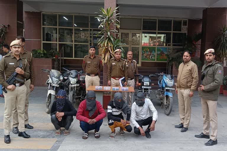 police arrested 3 thieves and 1 receiver in delhi