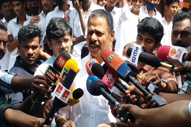 m v govindan  v abdurahiman  sports minister of kerala  v abdurahimans statement  v abdurahimans controversial statement  cricket match at trivandrum  india sreelenka match  latest news in trivandrum  latest news today  എം വി ഗോവിന്ദന്‍  ഇന്ത്യ ശ്രീലങ്ക  ഇന്ത്യ ശ്രീലങ്ക ഏകദിന മത്സരം  ഏകദിന മത്സരത്തിൽ കാണികളുടെ എണ്ണം  മന്ത്രി അബ്‌ദുറഹ്മാന്‍റെ പരാമര്‍ശനം  സിപിഎം സംസ്ഥാന സെക്രട്ടറി  കായിക മന്ത്രിയുടെ പരാമർശം  കാര്യവട്ടം ഗ്രീൻഫീൽഡിൽ  തിരുവനന്തപുരം ഏറ്റവും പുതിയ വാര്‍ത്ത  ഇന്നത്തെ പ്രധാന വാര്‍ത്ത  കായിക മന്ത്രിയുടെ വിവാദ പരാമര്‍ശം