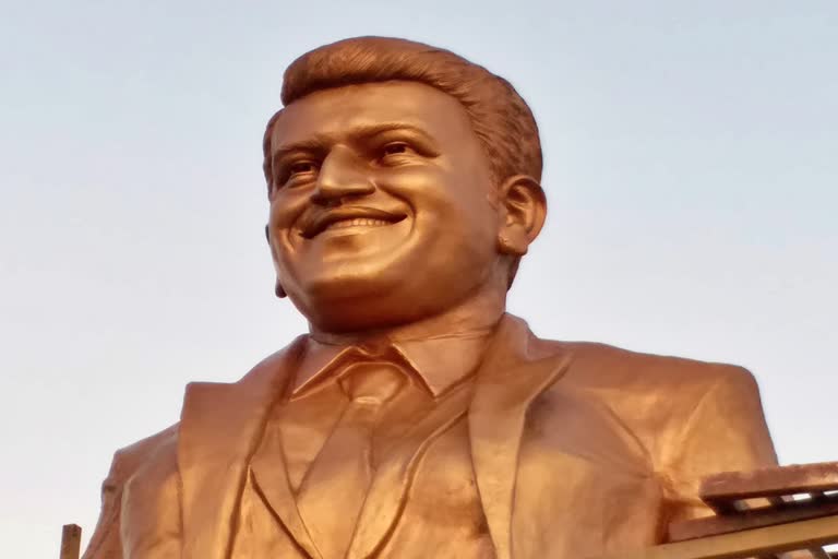 Puneeth Rajkumar statue