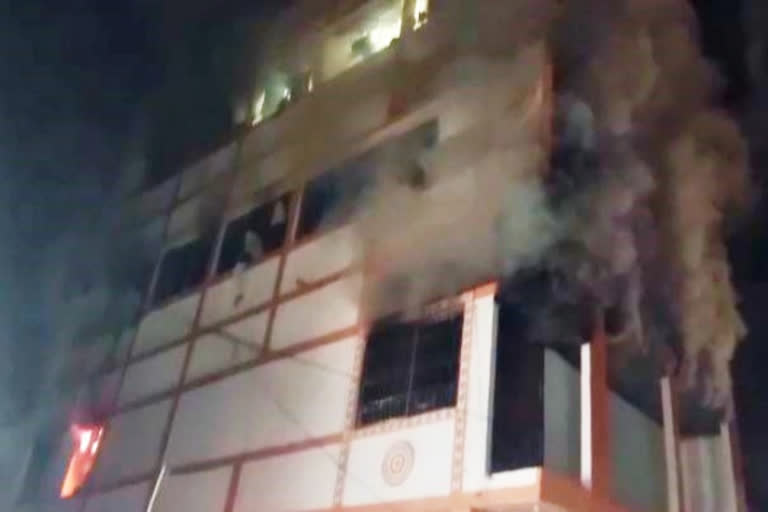 Woman jumps off third floor to save life as fire breaks out at residential building in Nawada