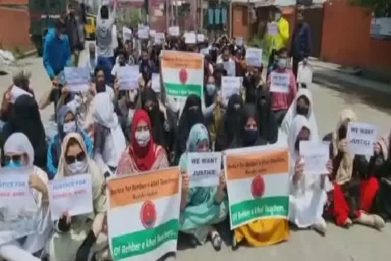 Representative image for 'Rehbar-e-Khel' teachers in J&K seek reduction in probationary period; stage protest