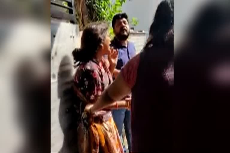 assault on lady who attempted to burglary kunigal