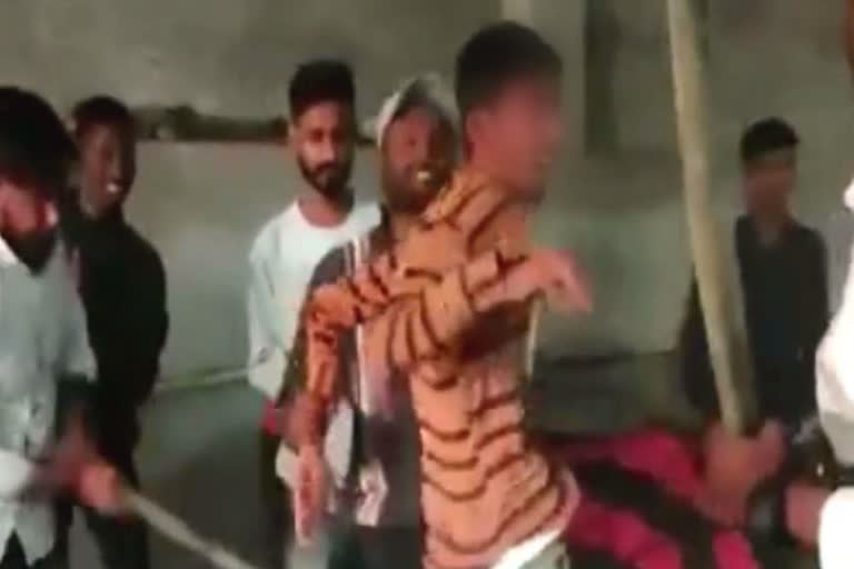 Muslim Youth Beaten by Hindu in MP