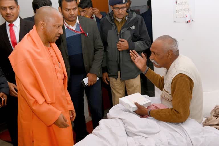 CM Yogi in varanasi