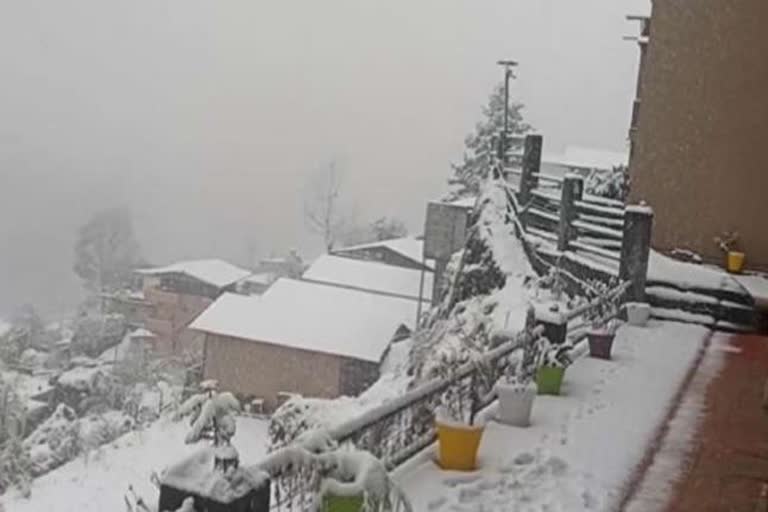 heavy snowfall in joshimath