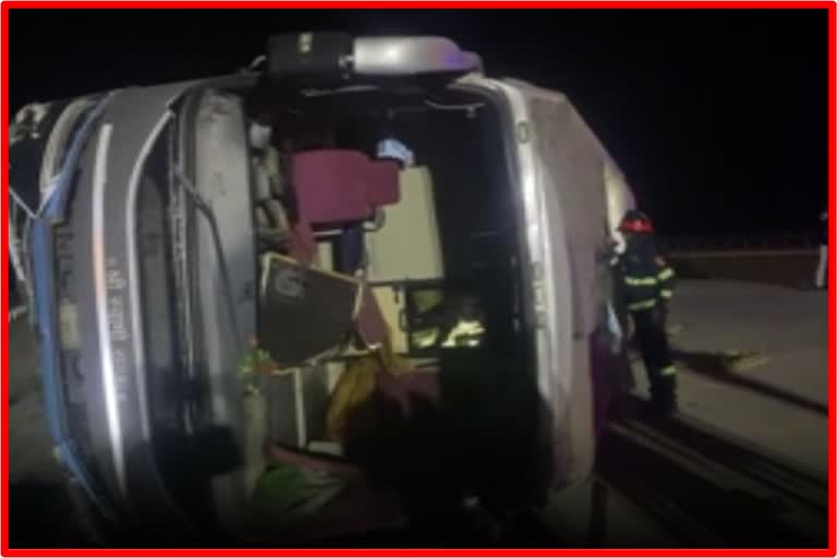 Accident on Samriddhi Highway in Buldhana