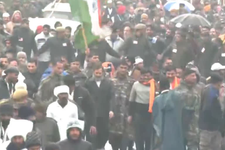 Congress leader Rahul Gandhi was seen wearing a winter jacket as Bharat Jodo Yatra resumed from Jammu Kashmir's Kathua on Friday morning. Until Friday, Rahul was seen only sporting a white T-shirt during the entire padyatra since he began it from Kanniyakumari.
