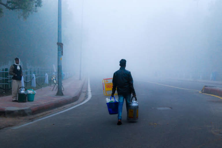 Delhi Weather Update: દિલ્હીમાં આજે વરસાદની સંભાવના, ગુજરાતમાં ઠંડીનુ જોર યથાવત