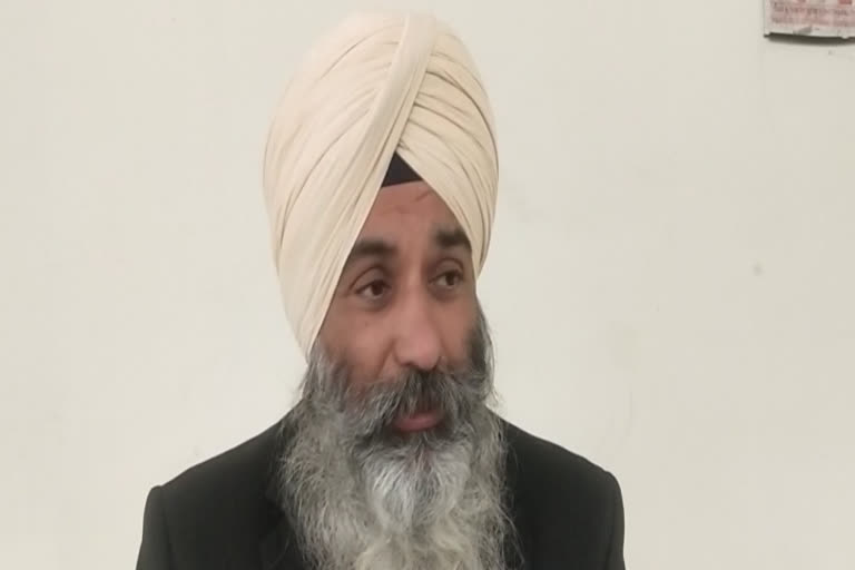 The lawyer said that the release of the captive Singhs was not due to politics