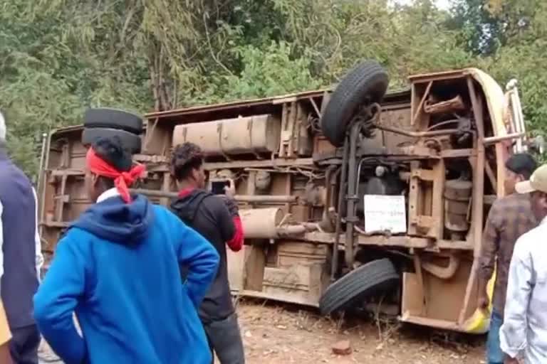 bus overturns in berhampur