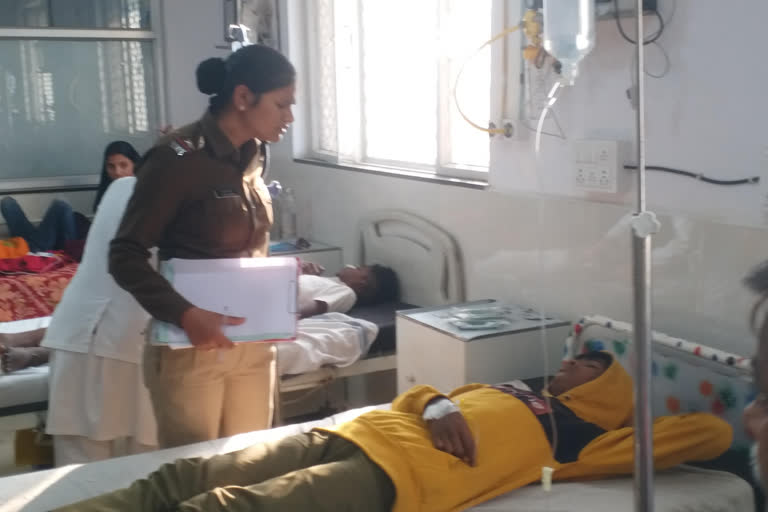 MP Chhindwara 5 school children admitted to hospital