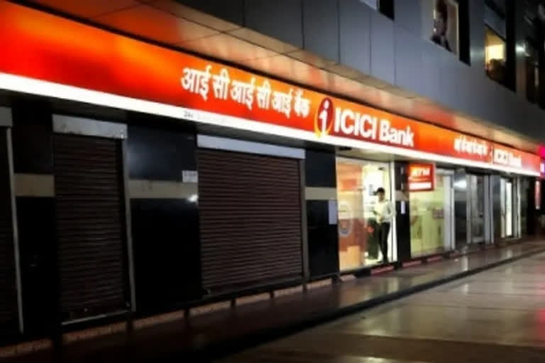 Private sector lender ICICI Bank reported a 34 per cent jump in its standalone profit at Rs 8,312 crore for the quarter ended. On the asset quality front, the bank recorded an improvement with gross NPAs (Non-Performing Assets) declining to 3.07 per cent as compared to 4.13 per cent at the end of the third quarter of previous fiscal.