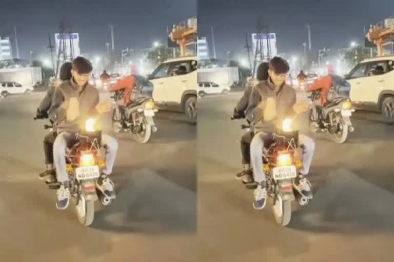 indore viral bike video