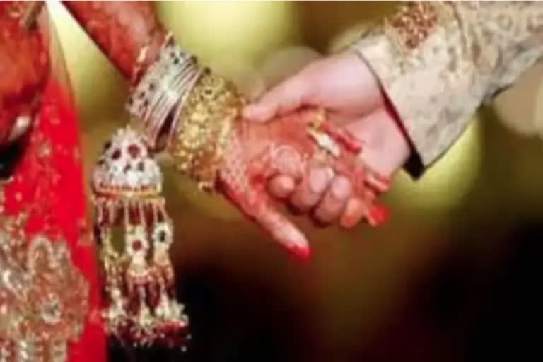 FARRUKHABAD WEDDING NEWS BRIDE REFUSED TO MARRY ILLITERATE GROOM IN FARRUKHABAD UP NEWS