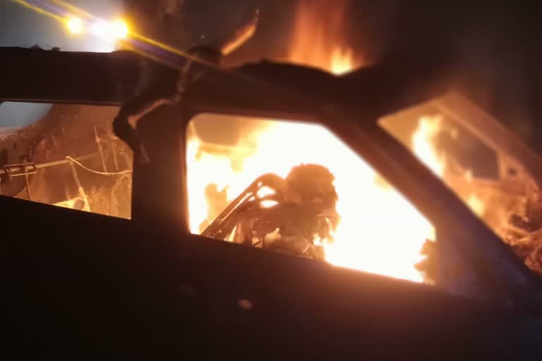 Three people burnt alive after car hits tree and caught fire in Bilaspur of Chhattisgarh