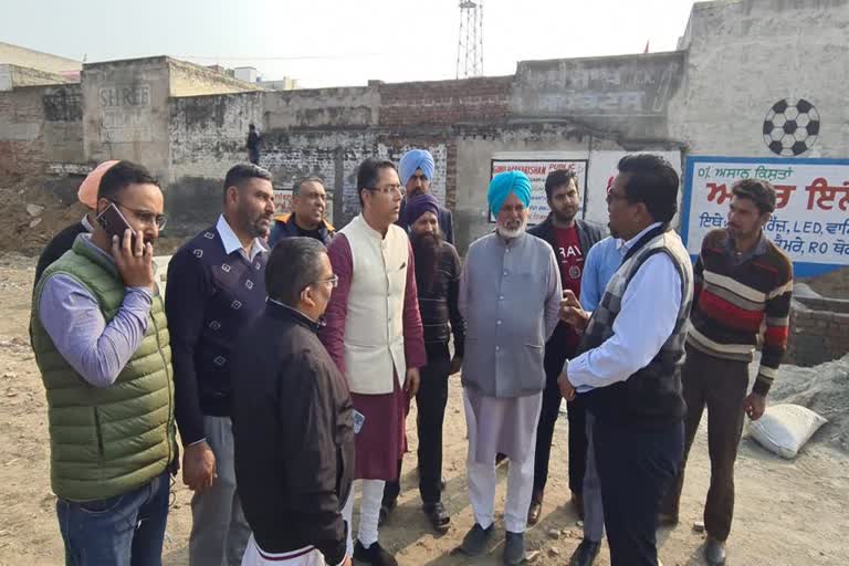 Aman Arora made a surprise inspection of the work of the newly constructed Rehari Fadi Market in Sunam