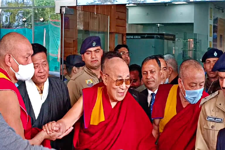 Dalai Lama reach Dharamshala.