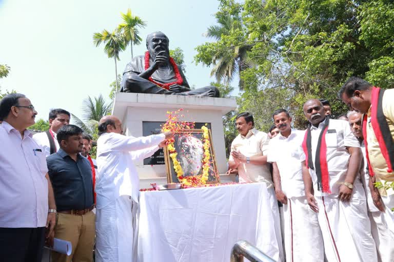 തന്തൈപെരിയാർ സ്മാരക നവീകരണം തമിഴ്നാട്ടിൽനിന്നു മന്ത്രിമാർ അടങ്ങുന്ന സംഘം വൈക്കത്ത്  തന്തൈ പെരിയാര്‍ സ്‌മാരകം  പൊതുമരാമത്ത് വകുപ്പ്  Ministers in Tamil Nadu  Thantai Periyar memorial vaikom  vaikom news updates  latest news in vaikom  കോട്ടയം വാര്‍ത്തകള്‍  കോട്ടയം ജില്ല വാര്‍ത്ത  കോട്ടയം പുതിയ വാര്‍ത്തകള്‍  kerala news updates  latests news in kerala