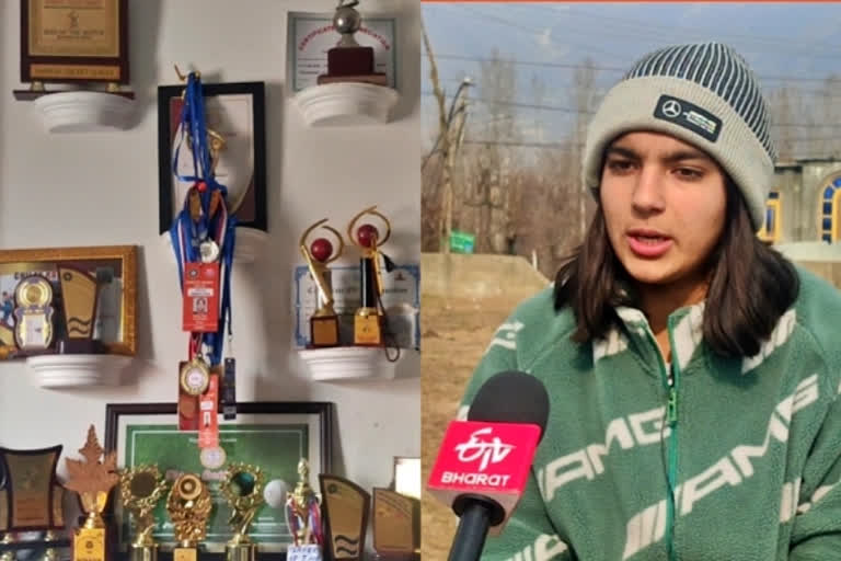 Sadiya Wani, a female cricketer from Srinagar