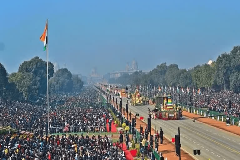 HOW ARE TABLEAUX SELECTED FOR REPUBLIC DAY PARADE