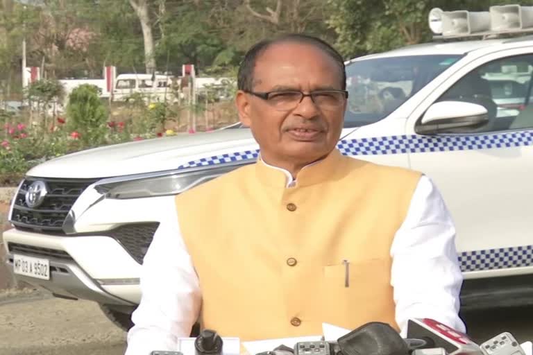 Shivraj Singh Chouhan targets congress