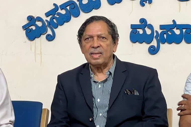 central-government-interference-in-judiciary-is-very-dangerous-says-justice-santosh-hegde