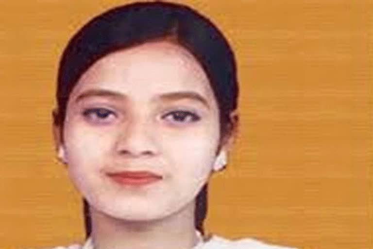 Ishrat Jahan Encounter Book In Pune