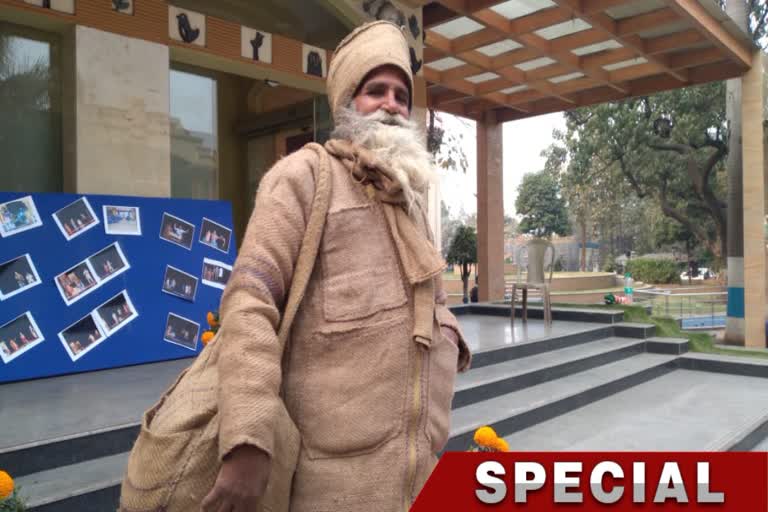 Man wearing jute sackcloth ETV Bharat