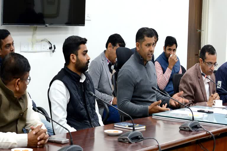 Minister Ashok Chandna took a meeting,  meeting with sports associations in jaipur