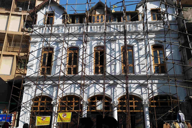 احمدآباد کی سو سالہ قدیم عمارت ہیریٹیج حویلی میں تبدیل