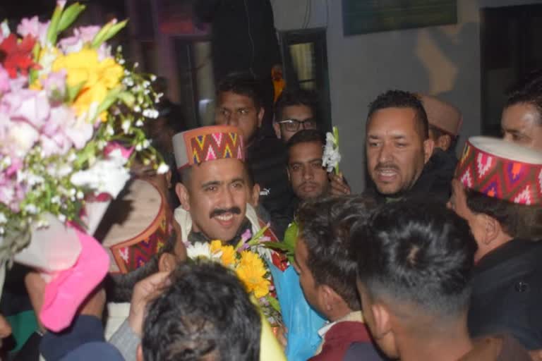 PWD मंत्री विक्रमादित्य सिंह का कुल्लू दौरा