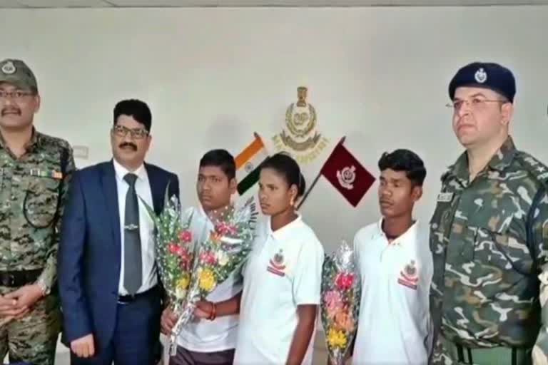 Three maoists surrendered