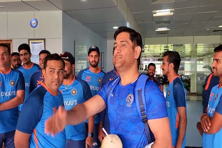 MS Dhoni  IND vs NZ  india vs new zealand  हार्दिक पांड्या  एमएस धोनी  hardik pandya  भारत बनाम न्यूजीलैंड