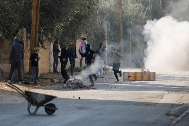 Israeli forces killed Palestinians several died