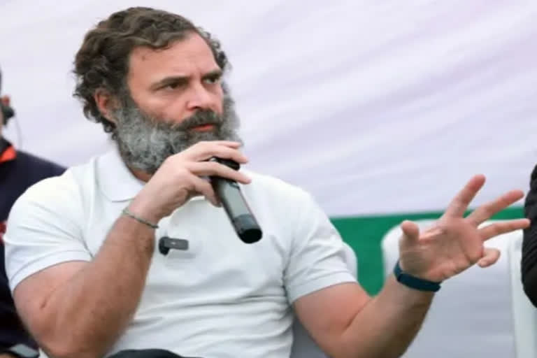 Rahul Gandhi security  Cong alleged breach in Rahul Security  Bharat Jodo Yatra  Jammu and Kashmir Bharat Jodo Yatra  Jammu and Kashmir administration  കശ്‌മീരില്‍ രാഹുല്‍ ഗന്ധിയുടെ സുരക്ഷയില്‍ വീഴ്‌ച  കോണ്‍ഗ്രസ്  രാഹുല്‍ ഗാന്ധി  ഭാരത് ജോഡോ യാത്ര  രാഹുല്‍ ഗാന്ധിയുടെ സുരക്ഷയില്‍ ഗുരുതര വീഴ്‌ച  കെ സി വേണുഗോപാല്‍  രജനി പാട്ടീല്‍  കോണ്‍ഗ്രസ് മീഡിയ ഹെഡ് പവന്‍ ഖേര  ജയറാം രമേശ്