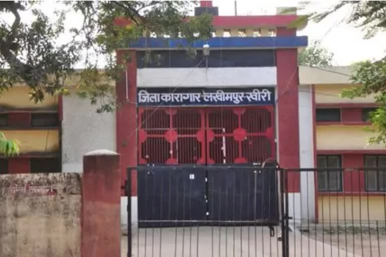 Lakhimpur News: જેલમાં પોતાના ભાઈને મળવા ગયેલા 4 વર્ષના છોકરાના ગાલ પર સ્ટેમ્પ લગાવાયો