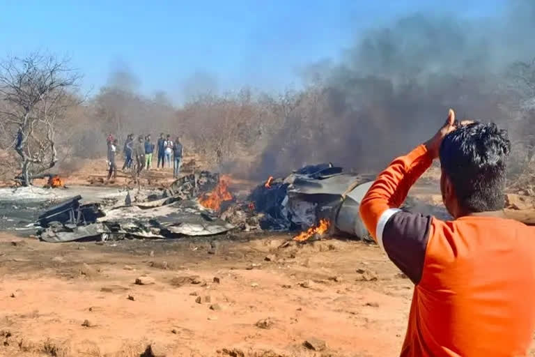 Pilot Killed After Mirage Sukhoi Fighters Collide Mid Air In Madhya