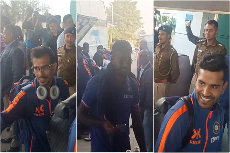 Cricketers at Ranchi Airport