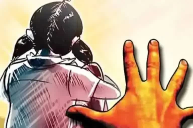 17 year old girl raped by thugs in Maharashtra
