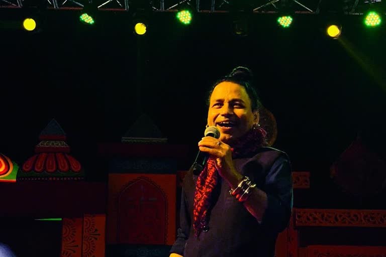 kailash kher attacked: કર્ણાટકમાં હમ્પી ઉત્સવ દરમિયાન ગાયક કૈલાશ ખેર પર હુમલો, બેની અટકાયત