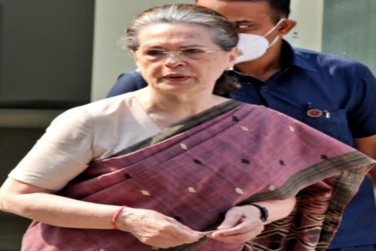 Congress Parliamentary Party chairperson Sonia Gandhi  to attend the President's address to a joint sitting of both Houses of Parliament as several Congress MPs, including Kharge, will not be able to attend the President's address due to delayed flights from Srinagar on account of inclement weather, party leader Jairam Ramesh said.