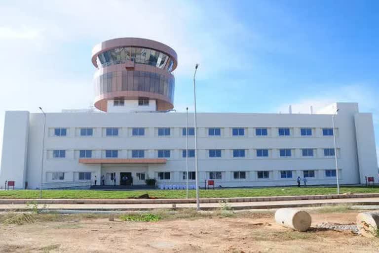 Etv pm-narendra-modi-inaugrates-hal-helicopter-unit-at-tumkur-on-feb-6