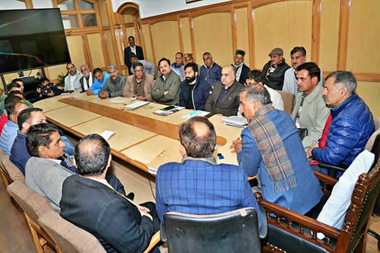 CM Sukhvinder Singh Sukhu meeting with truck operators union officials.