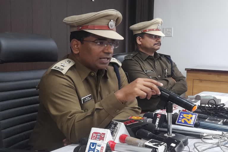 Bilaspur New SP Santosh Kumar Singh took charge