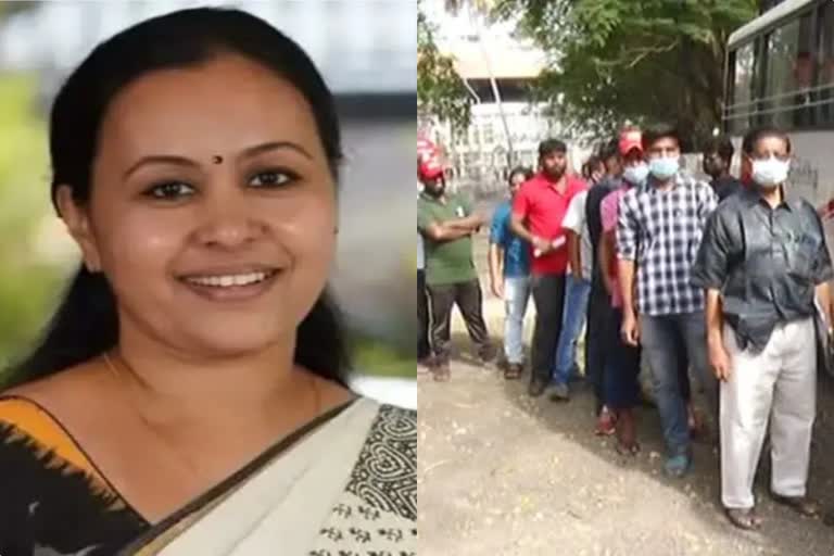 Health card without verification  Issuance of Health card without verification  Minister Veena George ordered enquiry  Minister Veena George  Health Minister Veena George  പണം കൈപ്പറ്റി ഹെല്‍ത്ത് കാര്‍ഡ് വിതരണം  മന്ത്രി വീണ ജോര്‍ജ്  തൊഴിലാളികള്‍ക്ക് ഹെല്‍ത്ത് കാര്‍ഡ്  ഹെല്‍ത്ത് കാര്‍ഡ്  ആരോഗ്യ മന്ത്രി വീണ ജോര്‍ജ്  ഡോക്‌ടര്‍ അമിത് കുമാറിനെതിരെ അന്വേഷണം  ആരോഗ്യ വകുപ്പ് ഡയറക്‌ടര്‍  ജനറൽ ആശുപത്രിയിലെ ആര്‍എംഒ ‍  ആരോഗ്യ മന്ത്രി